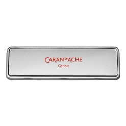 Cutie metalica Caran d Ache graphite Line